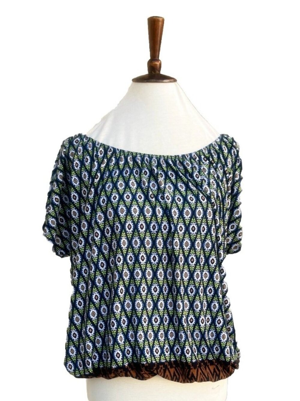 BOBEAU Geometric Bubble Hem Top Medium NWOT